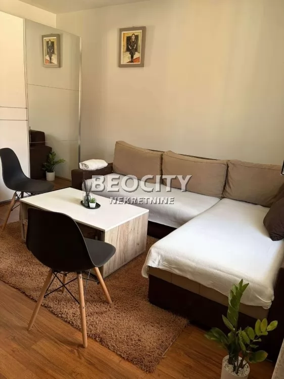 Dvosoban stan, 41 m2, Novi Sad, Bulevar oslobođenja ID: 130281 1