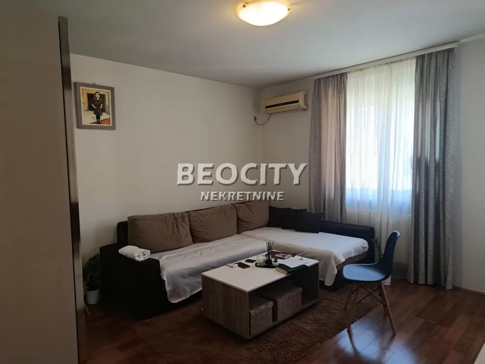 Dvosoban stan, 41 m2, Novi Sad, Bulevar oslobođenja ID: 130281 3