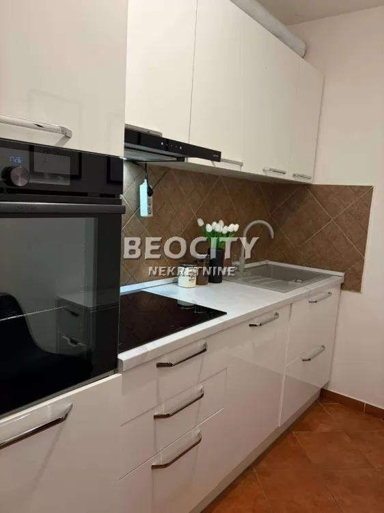 Dvosoban stan, 41 m2, Novi Sad, Bulevar oslobođenja ID: 130281 4