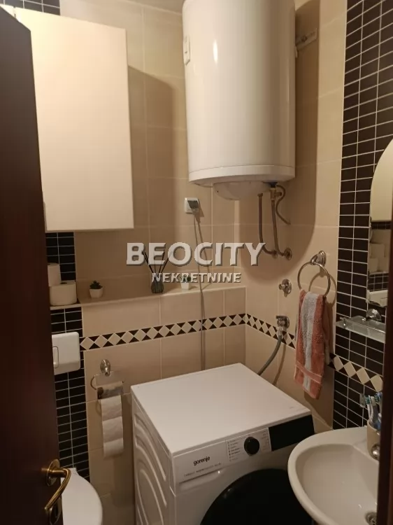 Dvosoban stan, 41 m2, Novi Sad, Bulevar oslobođenja ID: 130281 7