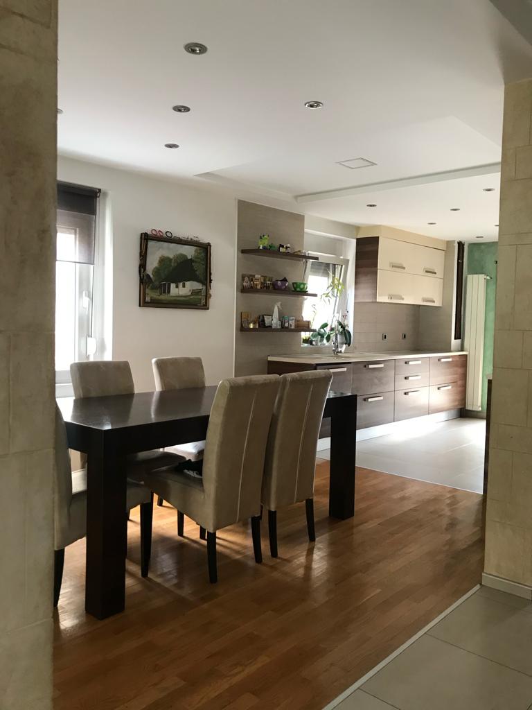 Izdaje se porodicna kuca u Zemunu 4