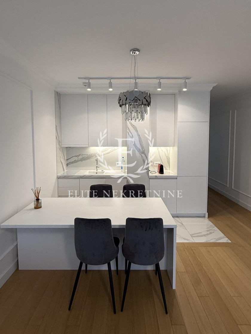 Izdavanje Luksuzni stanovi na Vračaru   garaža  novogradnja 4