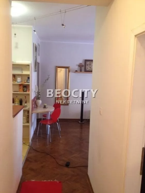Dvosoban stan, 40 m2, Dorćol, Knićaninova ID: 130369 4