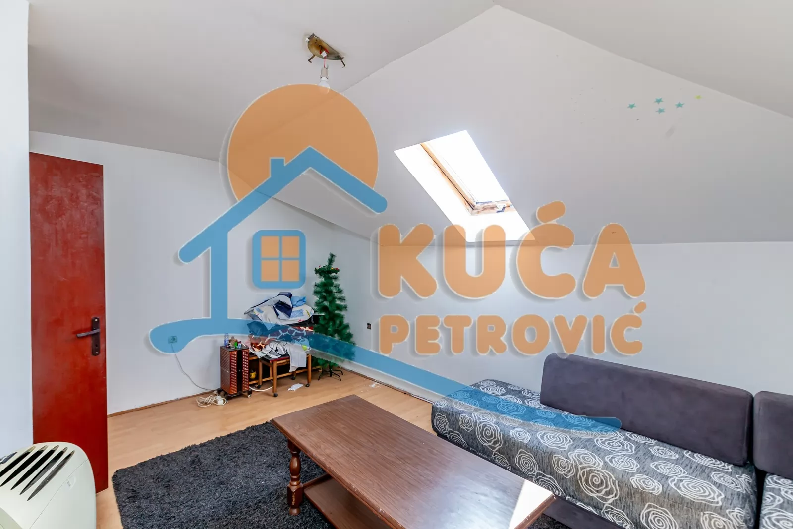 Jednosoban stan, 34 m2, Duvanište, Naserova ID: p-016027 1