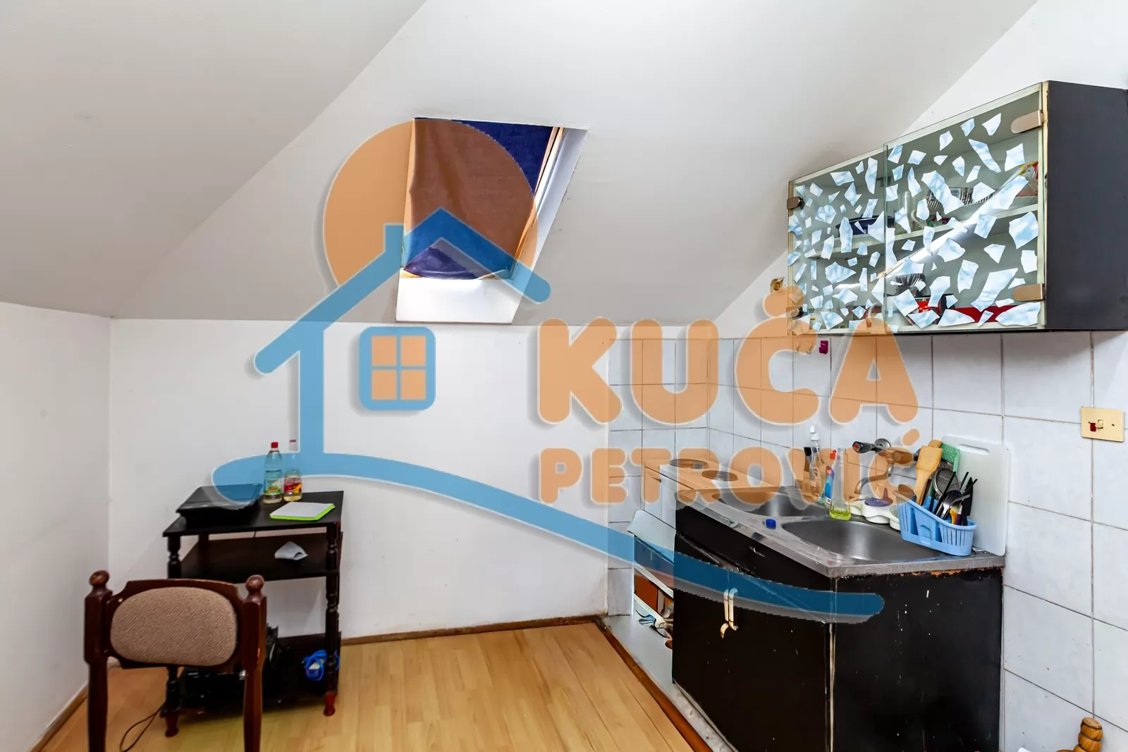 Jednosoban stan, 34 m2, Duvanište, Naserova ID: p-016027 5