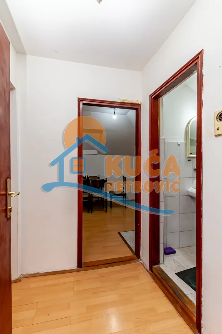 Jednosoban stan, 34 m2, Duvanište, Naserova ID: p-016027 7