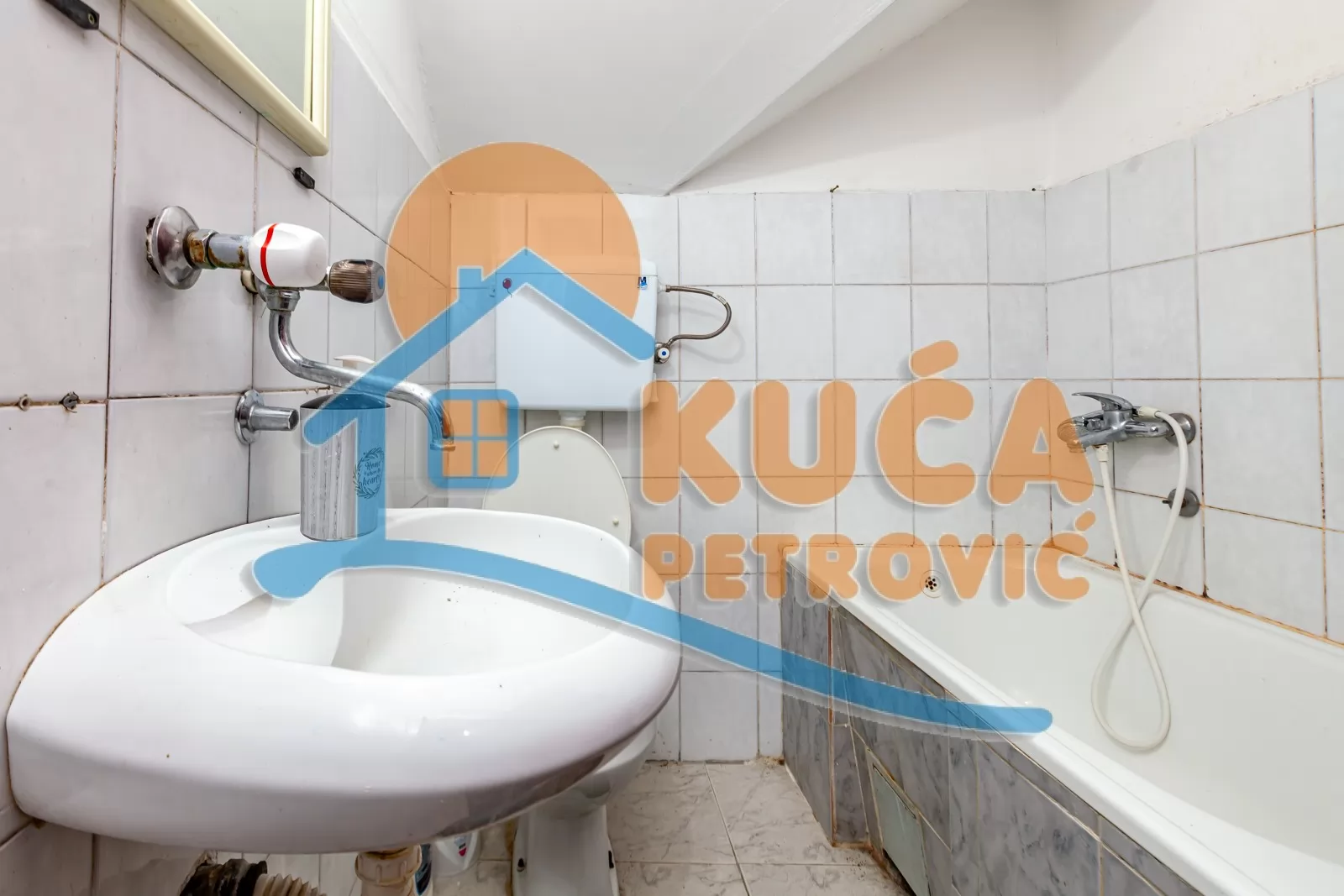 Jednosoban stan, 34 m2, Duvanište, Naserova ID: p-016027 9