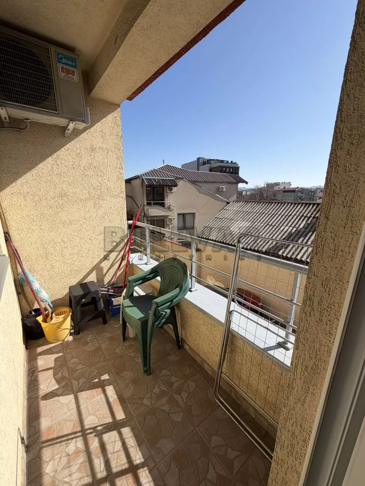 Jednosoban stan, 35 m2, Centar, Cara Lazara ID: i-016025 9