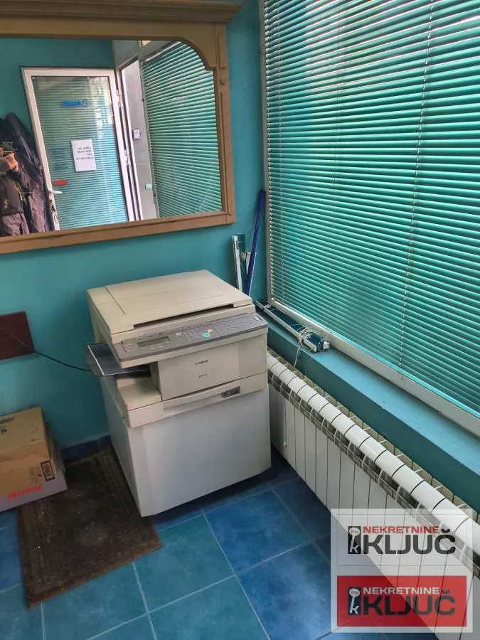 NOVA DETELINARA IZDAJE SE VIŠENAMENSKI ULIČNI LOKAL 4