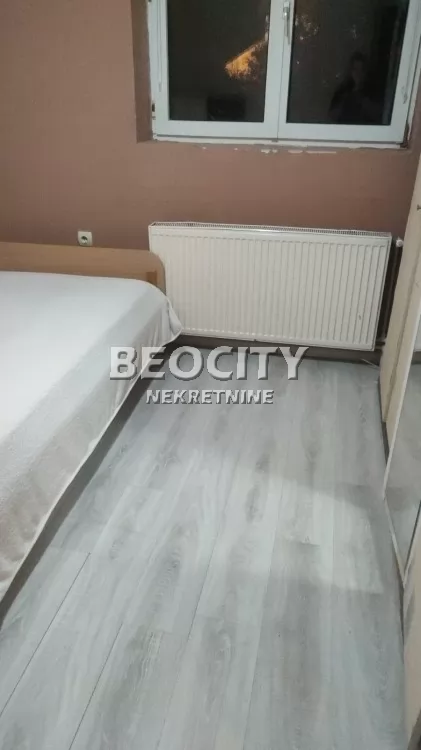 Petosobna kuća, 186 m2, Sremska Kamenica, Čardak ID: 124948 7