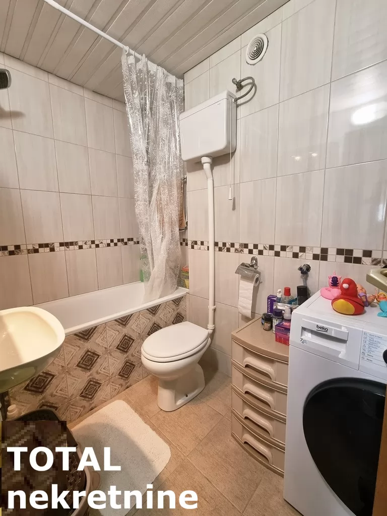 Stan,NOVI SAD,NOVO NASELJE - ŠARENGRAD,kv: 44.00, € 121360, ID: 1102401 14