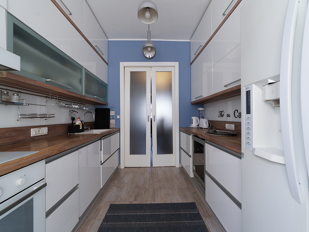 Lux renoviran 3 0 stan u centru  Cetinjska  77m2 2