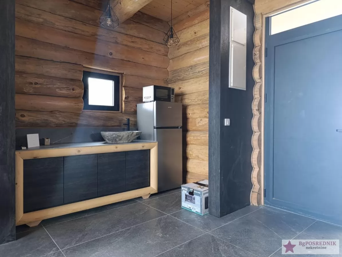 Zlatibor, Vodice, Borova glava, 255m2, 7ari 16