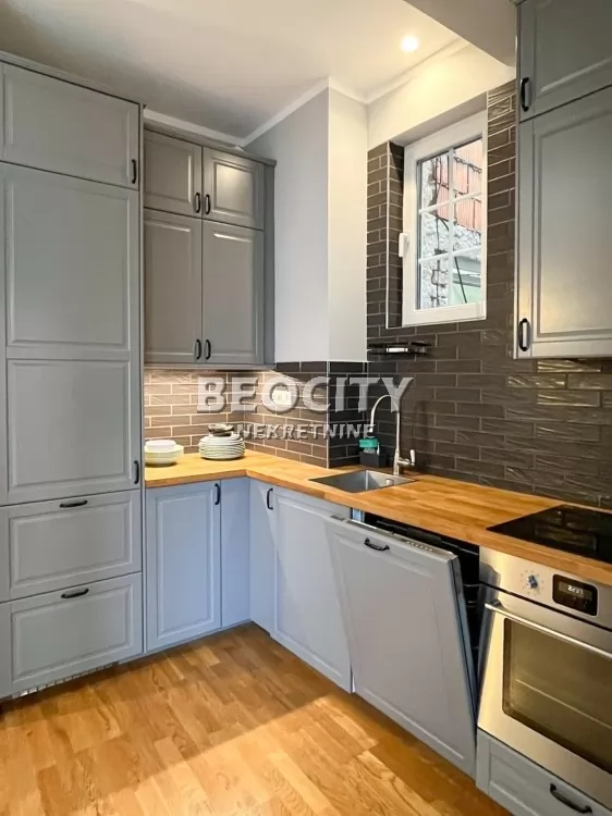 četvorosoban stan, 82 m2, Vračar ID: 130413 1