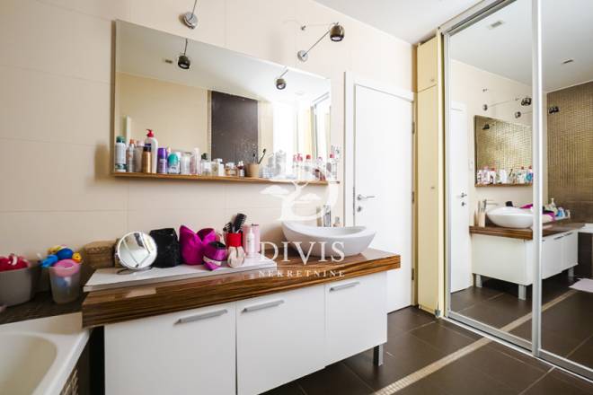 Lux 5 0 stan kod FON a  3 terase  3 kupatila 153m2 5