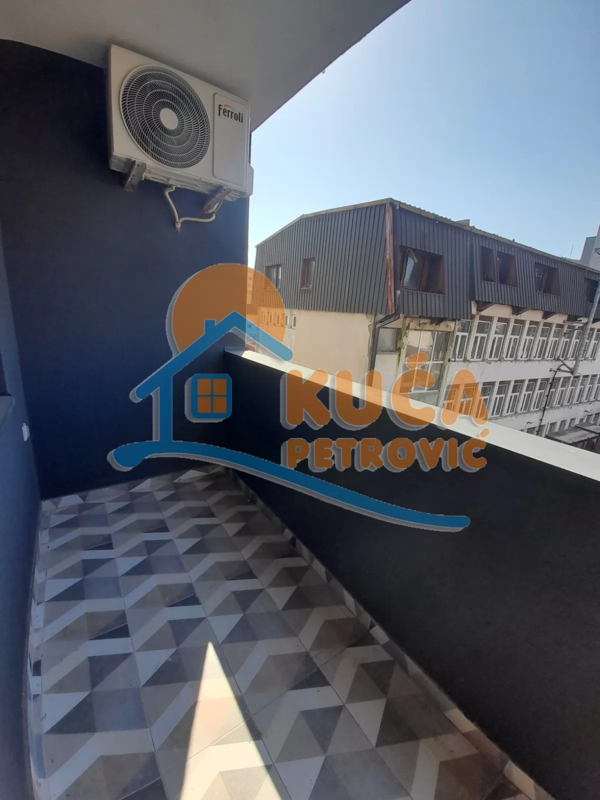 Jednosoban stan, 45 m2, Centar, Prvomajska ID: i-016031 9