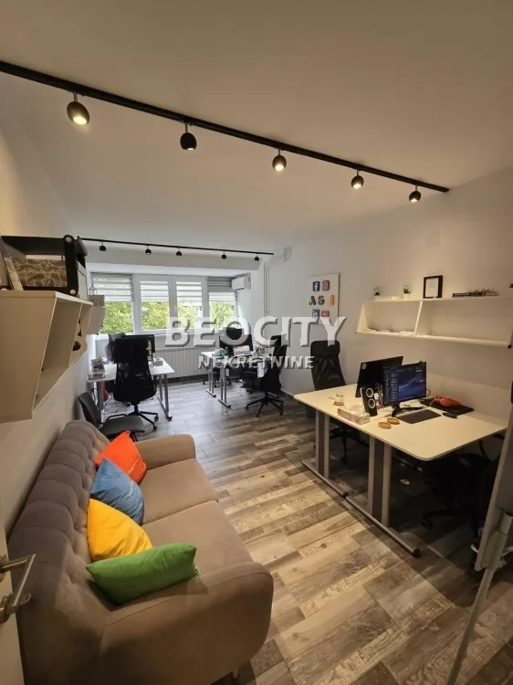 Lokal, 50 m2, Blok 1 (Fontana), Studentska ID: 36979 1