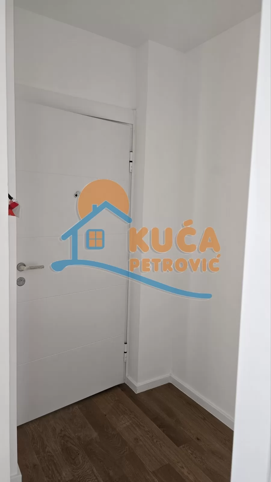 Lokal, 63 m2, Vojna bolnica, Vase Albanca ID: i-016041 11