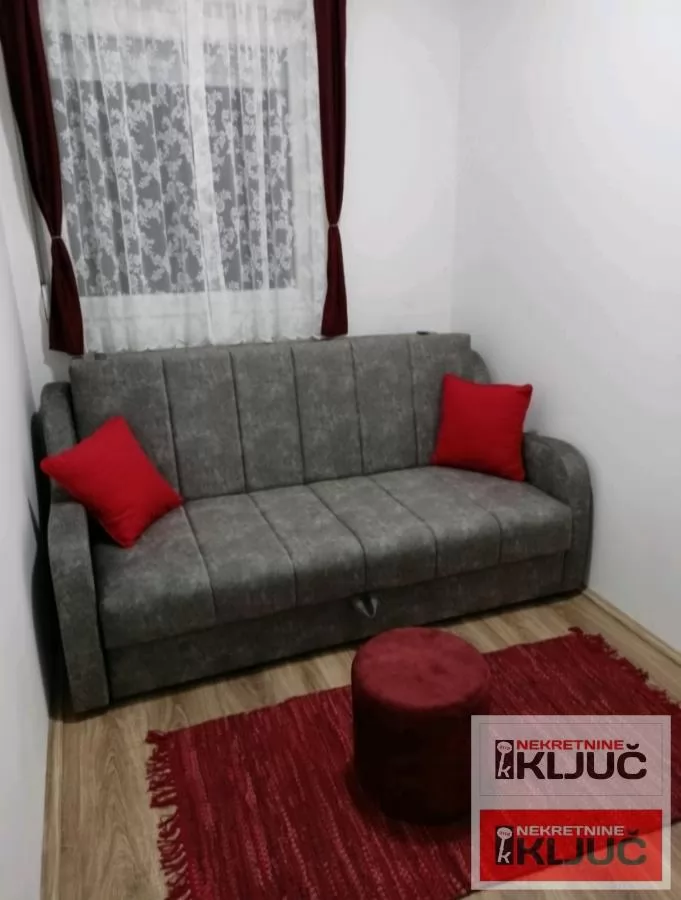 Odlican Jednoiposoban stan na Adicama 7