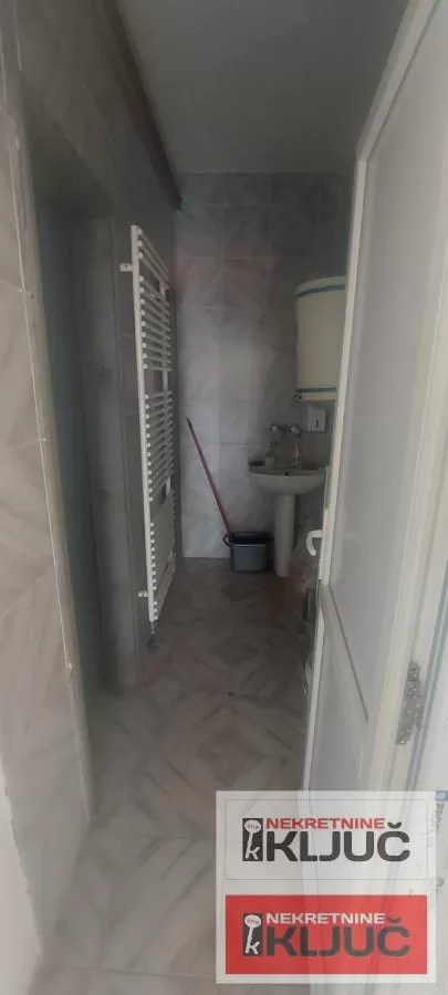 Odlican likal na dobroj lokaciji na TELEPU/Blize Futoskom putu/ 3