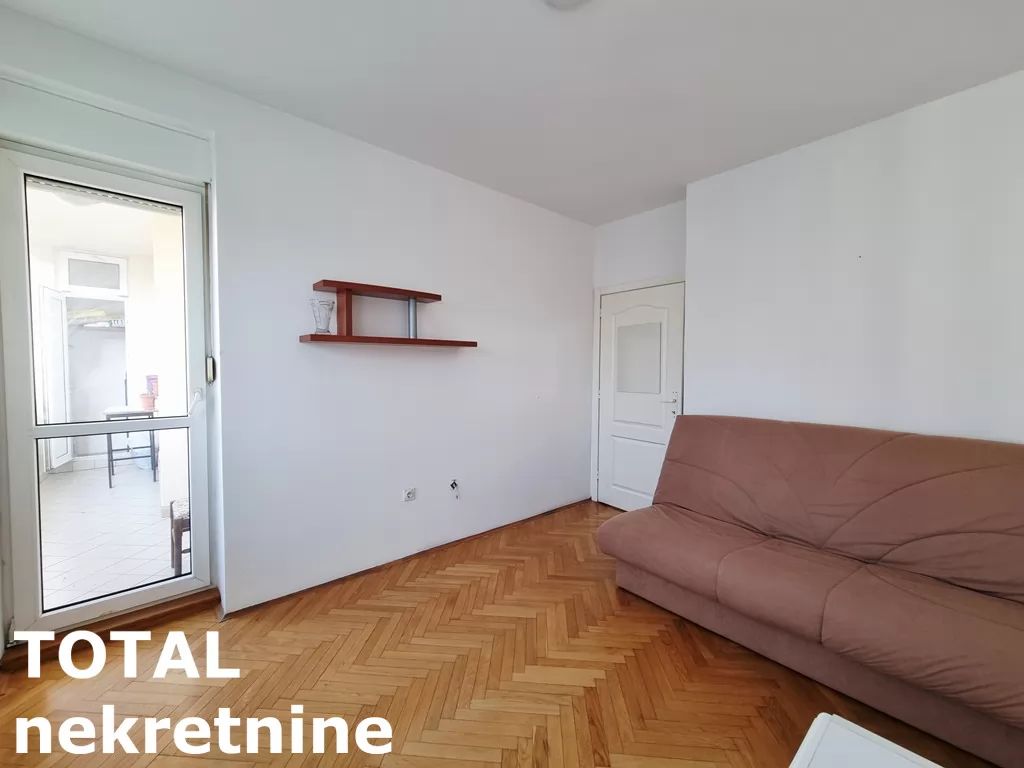 Stan,NOVI SAD,CENTAR,kv: 100.00, € 390000, ID: 1102154 8