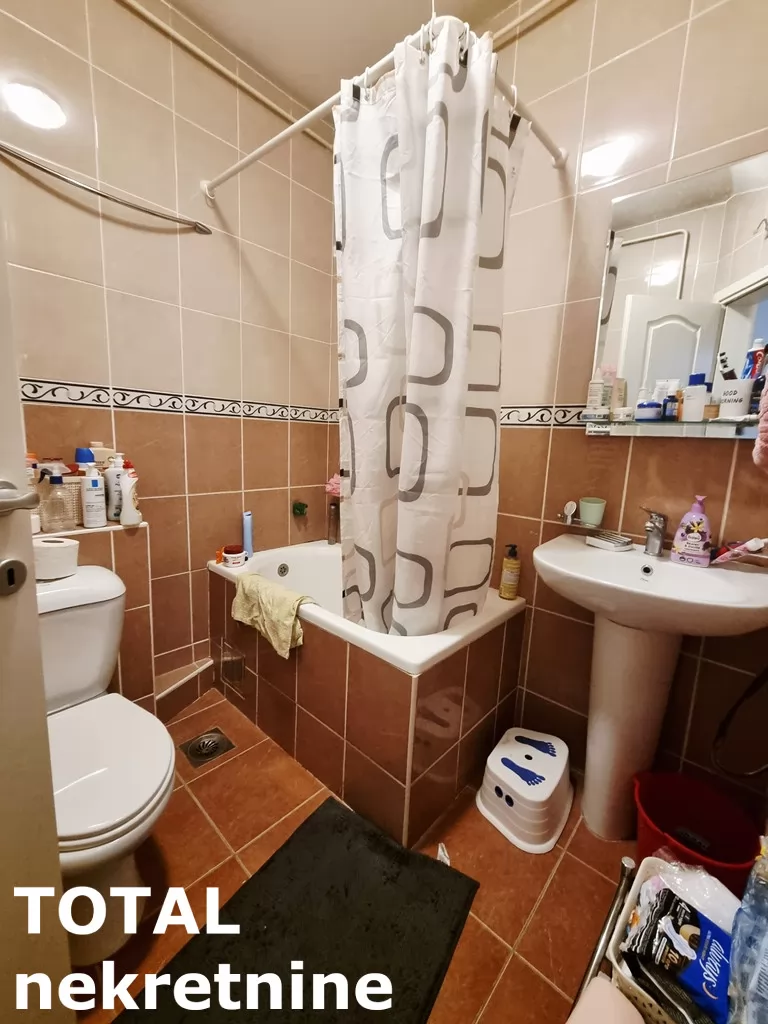 Stan,NOVI SAD,NOVA DETELINARA,kv: 80.00, € 180000, ID: 1102318 12