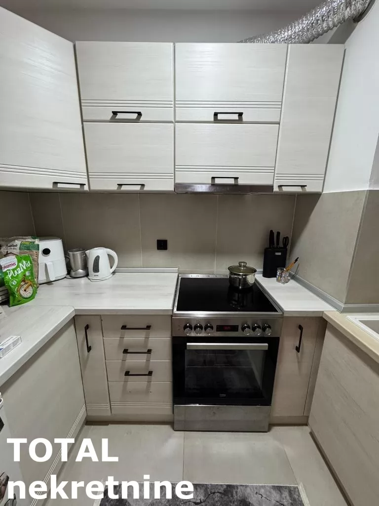 Stan,NOVI SAD,NOVA DETELINARA,kv: 80.00, € 180000, ID: 1102318 6