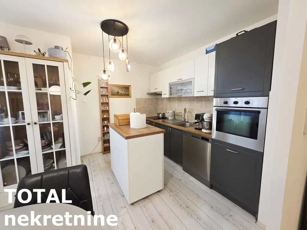 Stan,NOVI SAD,VETERNIK,kv: 57.00, € 130000, ID: 1102398 7