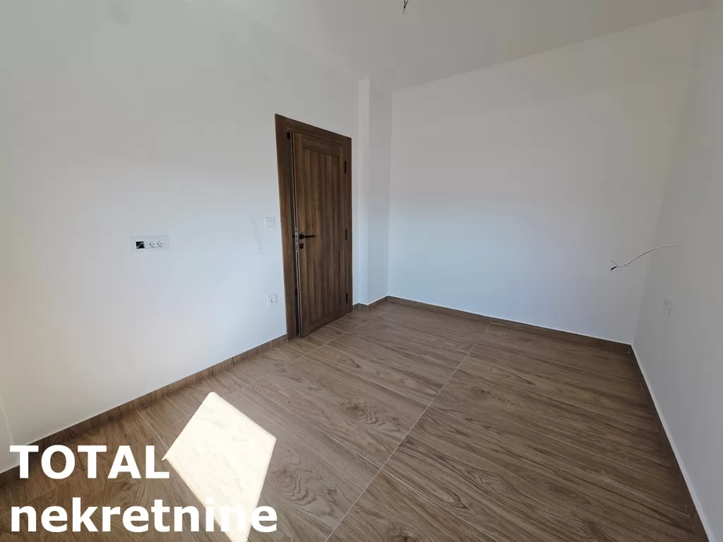 Stan,SREMSKA KAMENICA,TATARSKO  BRDO,kv: 96.00, € 216000, ID: 1102150 9