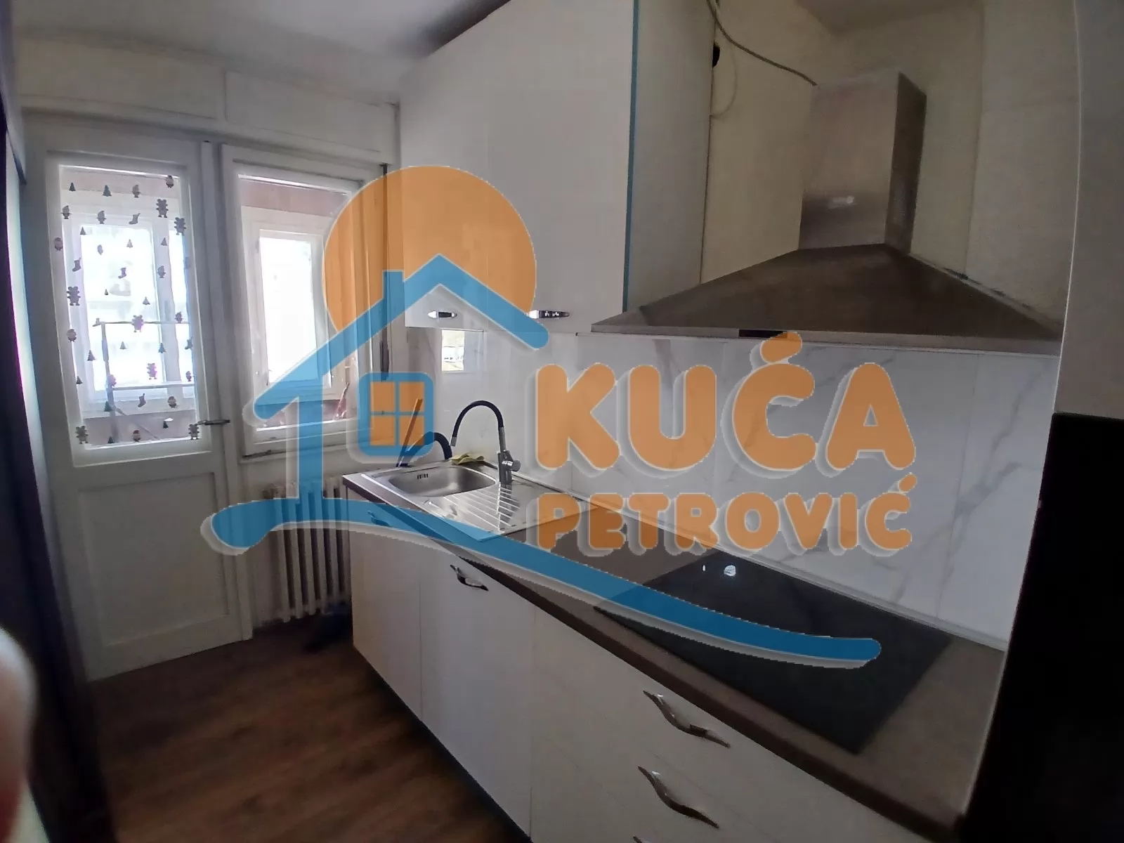 Trosoban stan, 68 m2, Medijana, Bulevar dr Zorana ID: p-016040 5