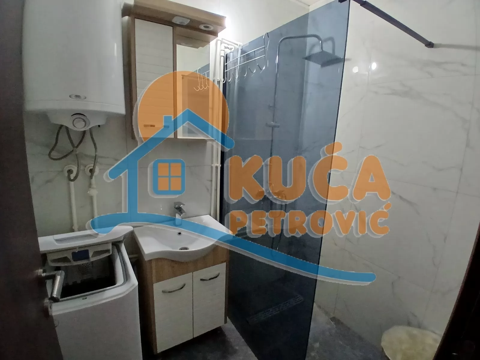 Trosoban stan, 68 m2, Medijana, Bulevar dr Zorana ID: p-016040 9