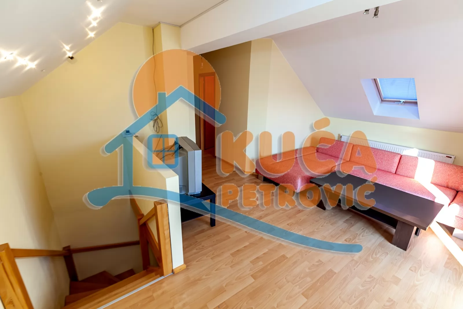 Trosobna kuća, 110 m2, Pantelej, Vinik ID: p-016030 19