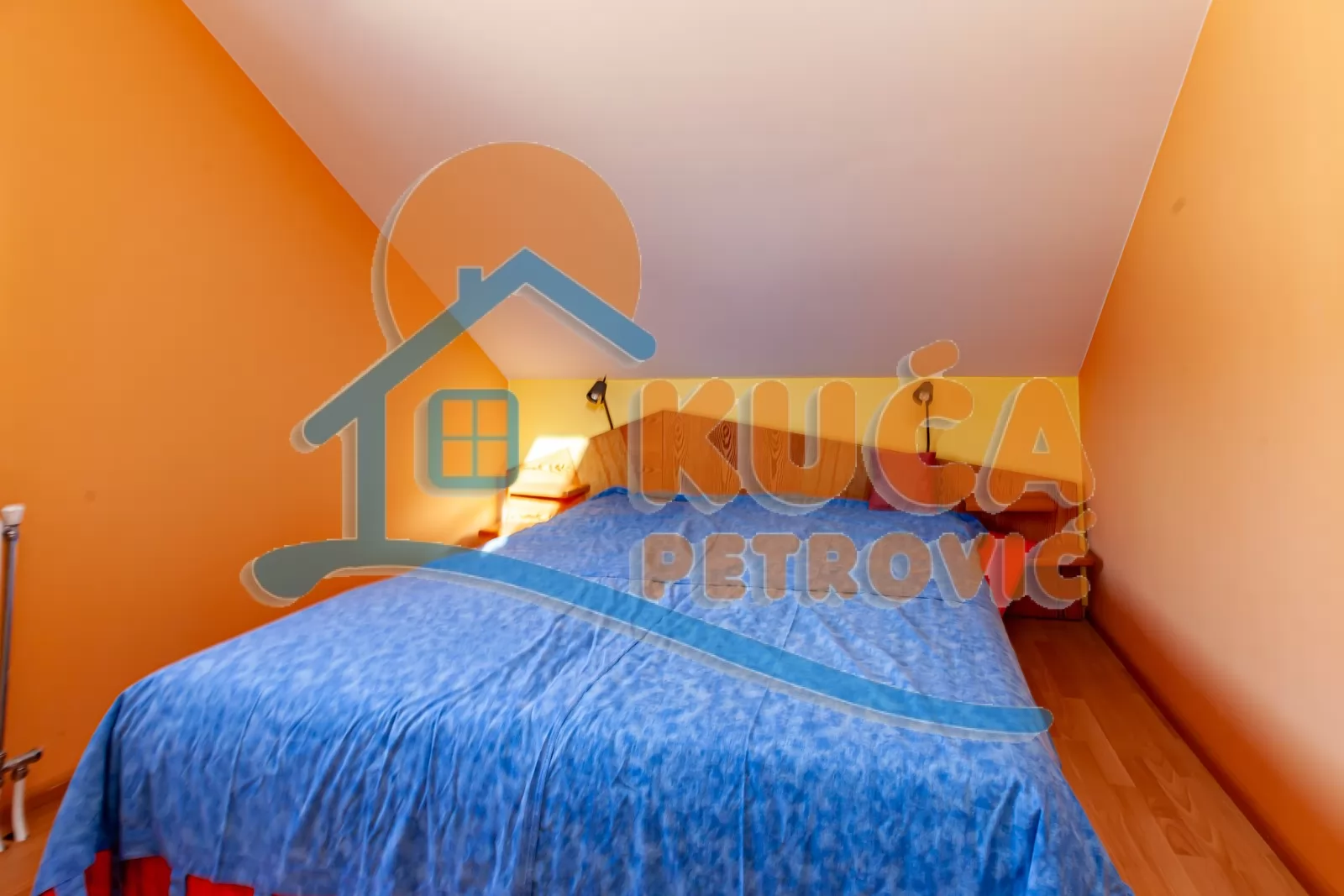 Trosobna kuća, 110 m2, Pantelej, Vinik ID: p-016030 24