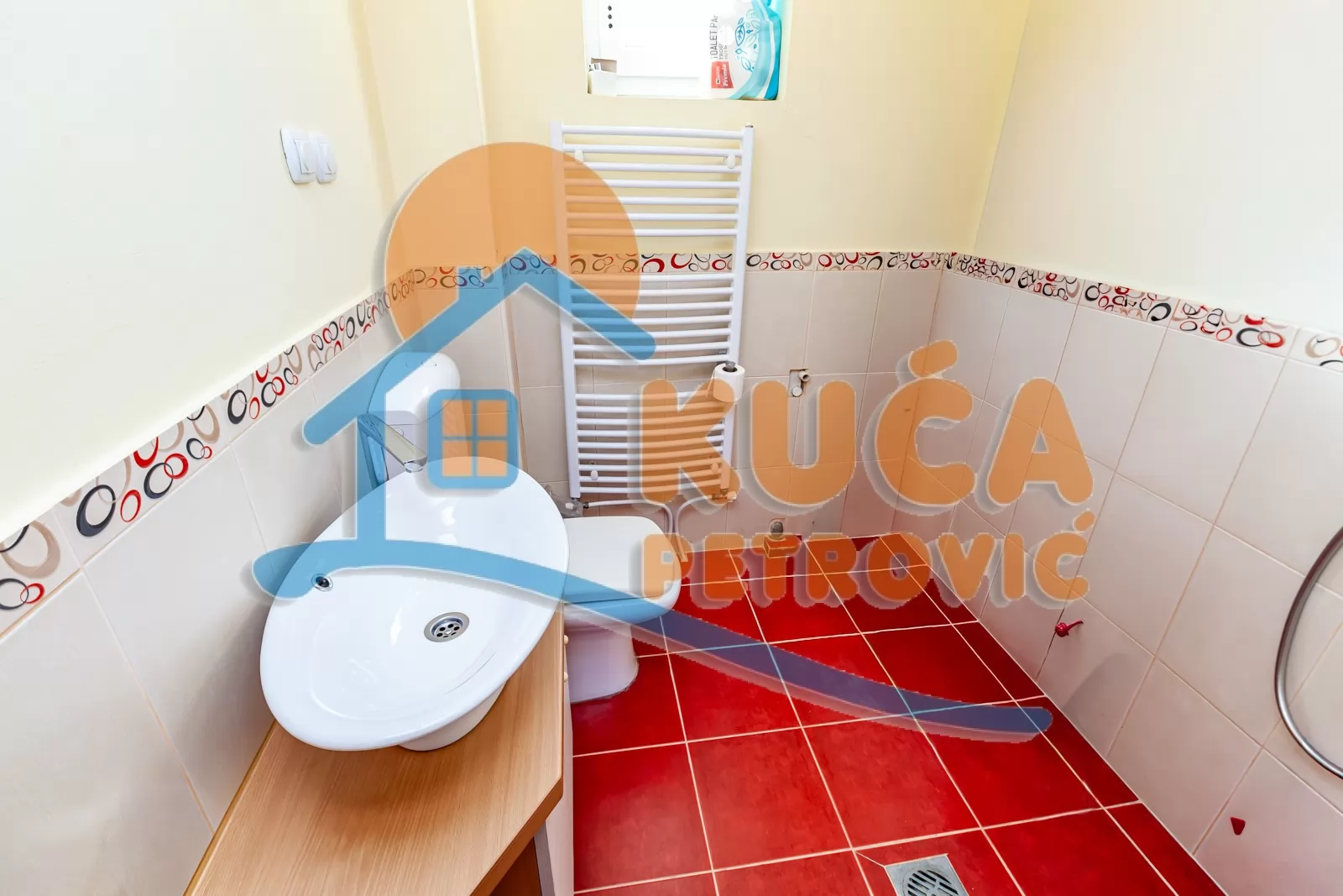 Trosobna kuća, 110 m2, Pantelej, Vinik ID: p-016030 27