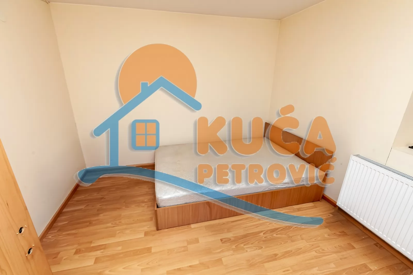 Trosobna kuća, 110 m2, Pantelej, Vinik ID: p-016030 28