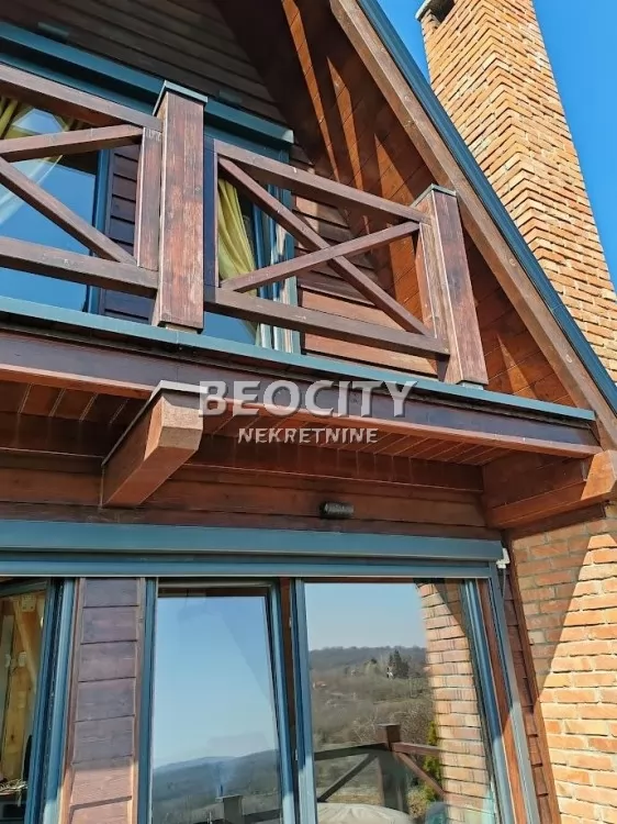 Trosobna kuća, 182 m2 ID: 130391 1