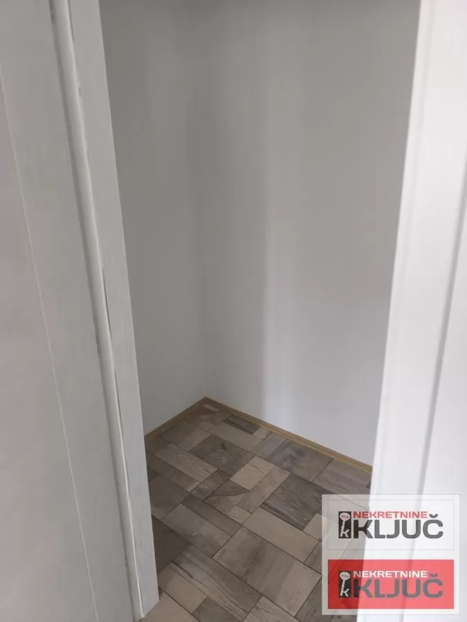 GRBAVICA, 52m2+terasa, Dvoiposoban, Renoviran 10