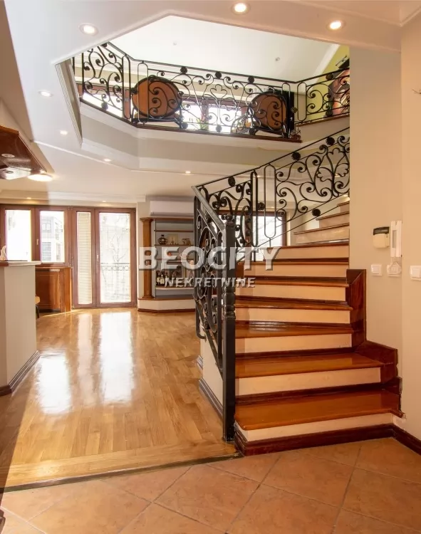 Petosoban stan, 200 m2, Palilula, Mihaila Šolohova ID: 130368 9