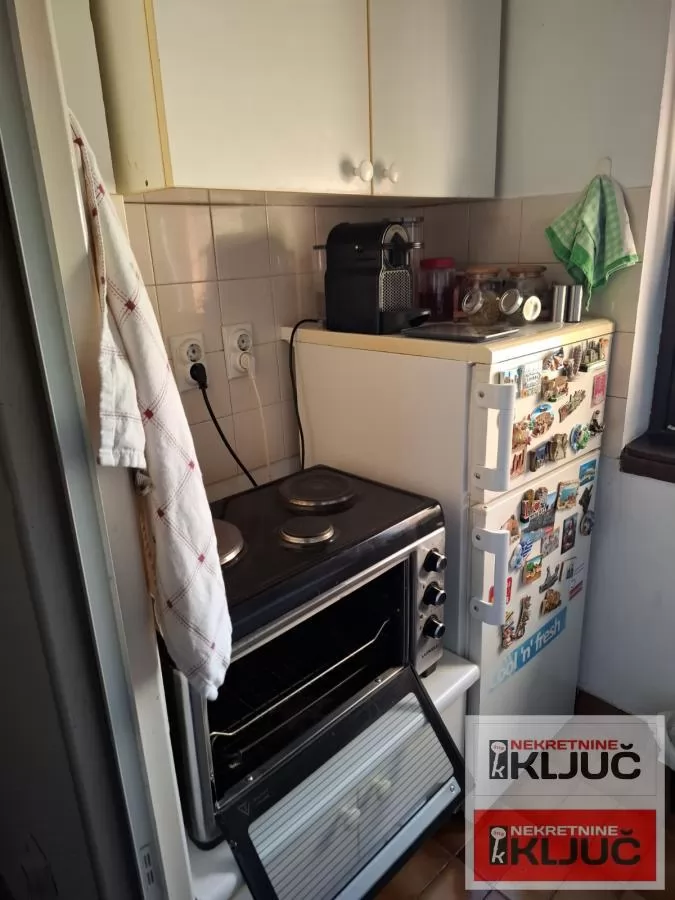 SAJAM IZDAJE SE NAMEŠTENA GARSONJERA 4