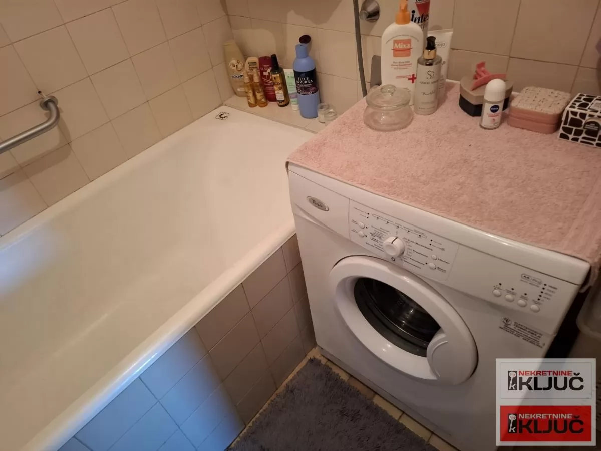 SAJAM IZDAJE SE NAMEŠTENA GARSONJERA 6