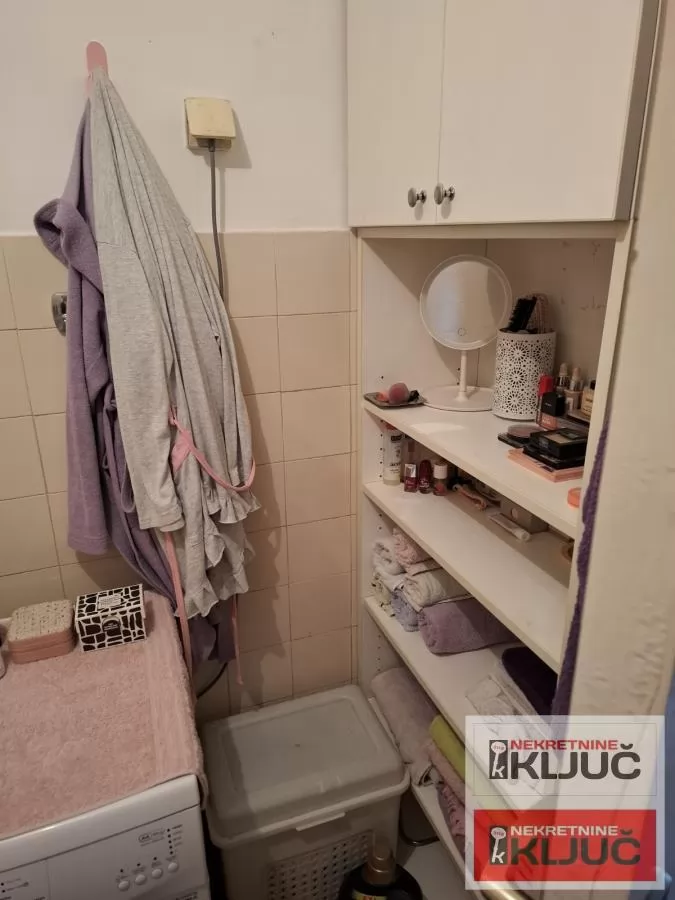 SAJAM IZDAJE SE NAMEŠTENA GARSONJERA 7