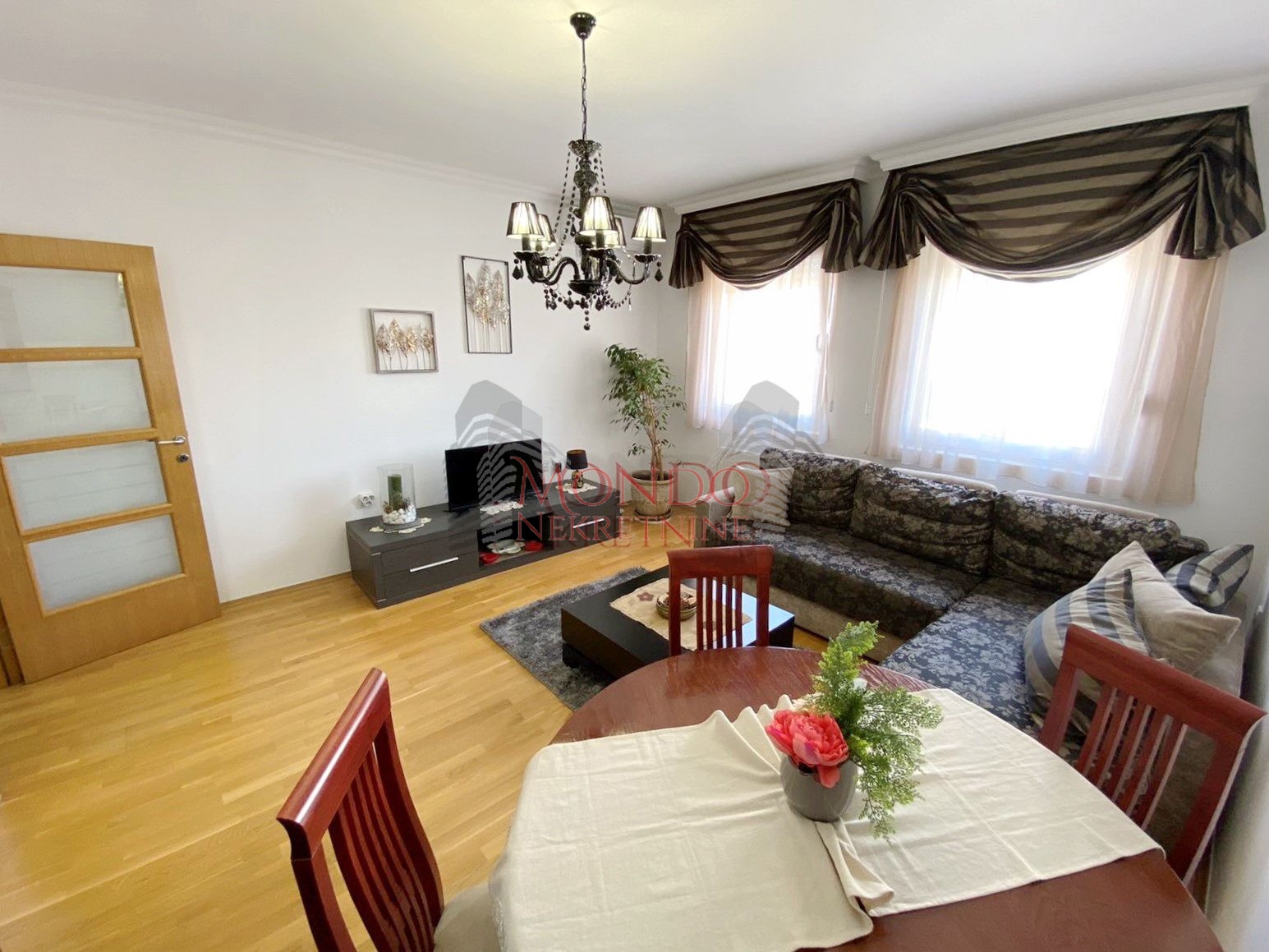 Jednoiposoban nov stan kod Filozofskog fakulteta, novogradnja,parking! 1