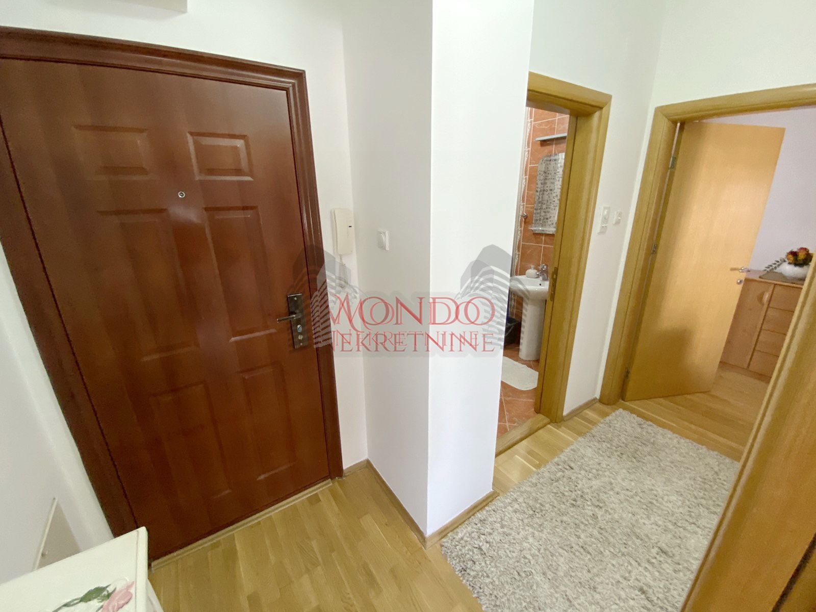 Jednoiposoban nov stan kod Filozofskog fakulteta, novogradnja,parking! 5