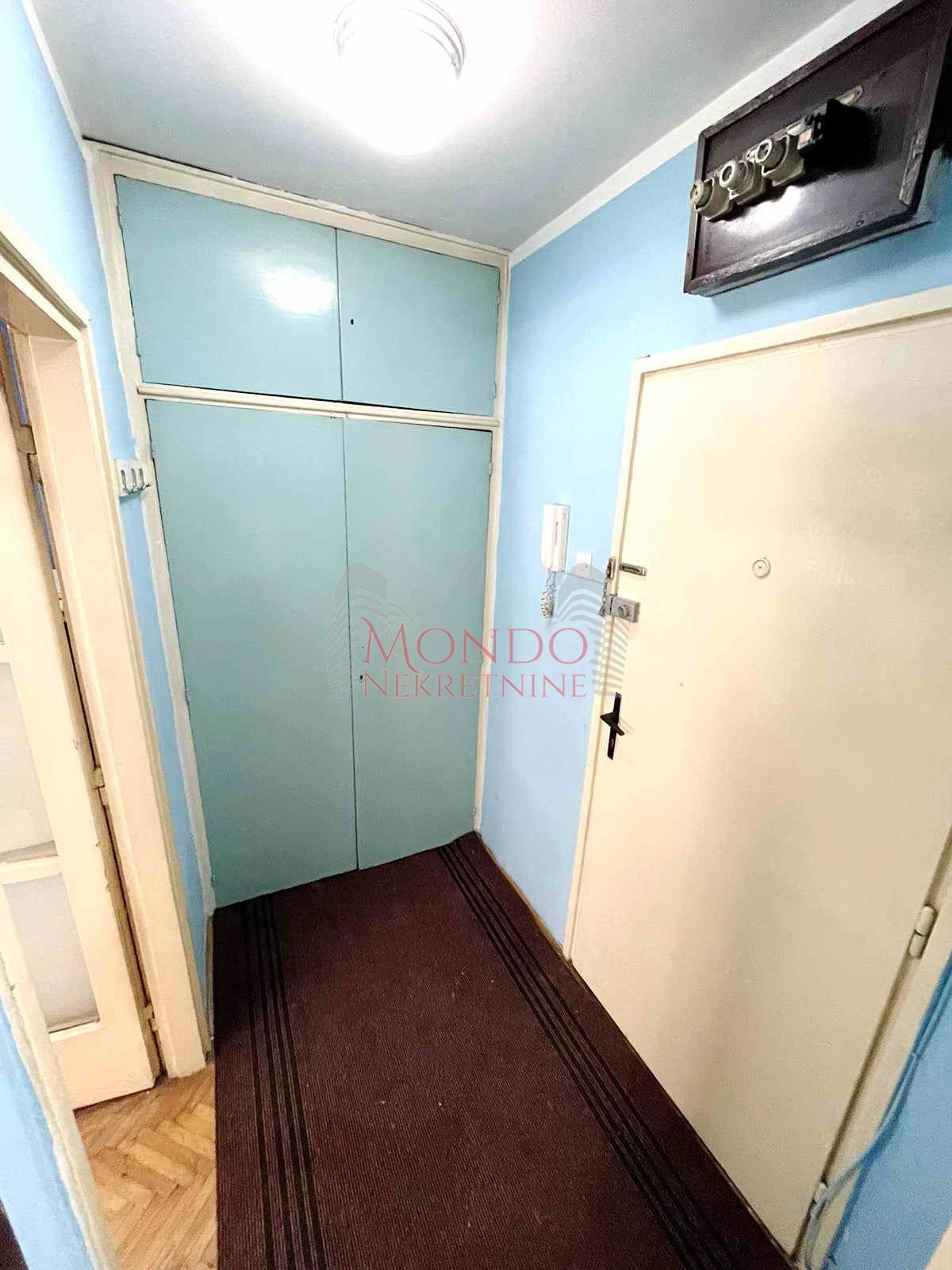 Garsonjera kod pravnog fakulteta, ta, Niš 4