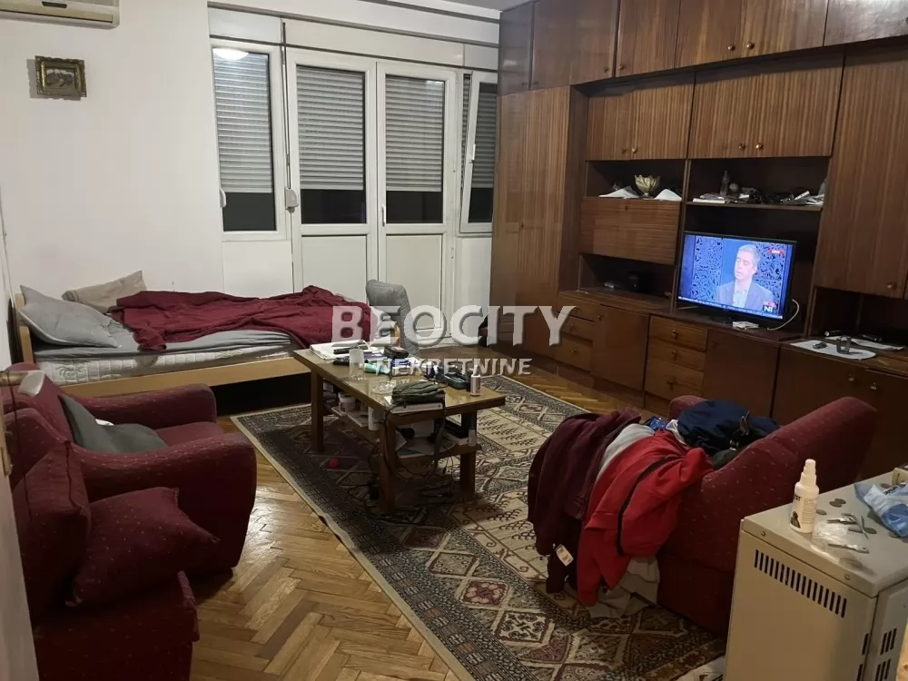 Trosoban stan, 80 m2, Centar, Sarajevska ID: 130393 1