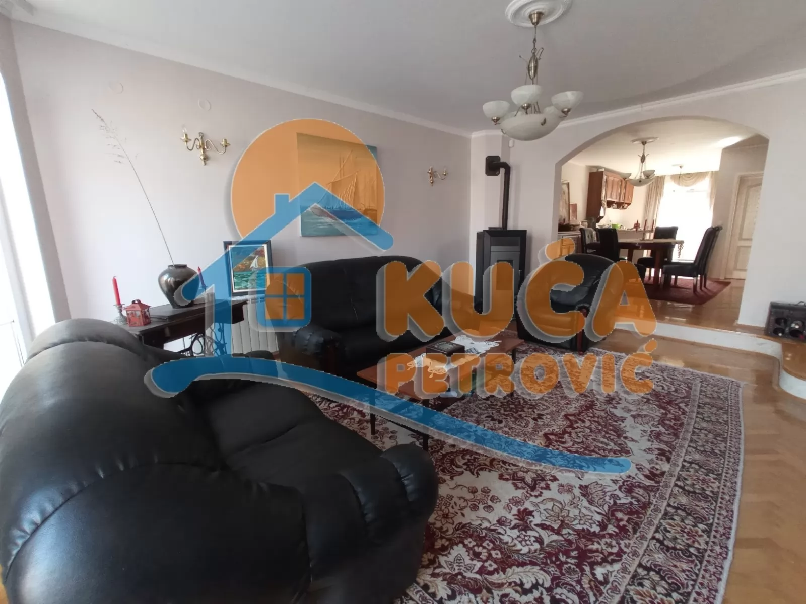 četvorosobna kuća, 200 m2, Tehnički fakulteti, Sarajevska ID: i-016057 17