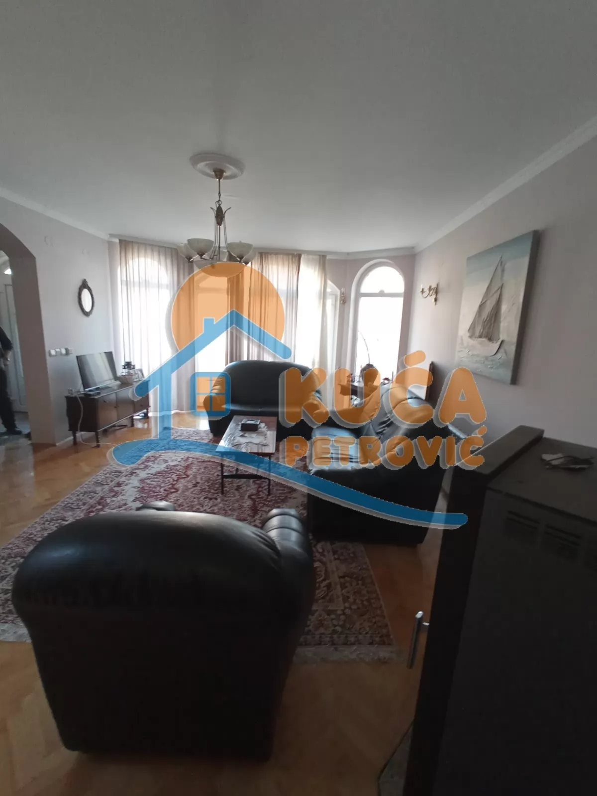 četvorosobna kuća, 200 m2, Tehnički fakulteti, Sarajevska ID: i-016057 19