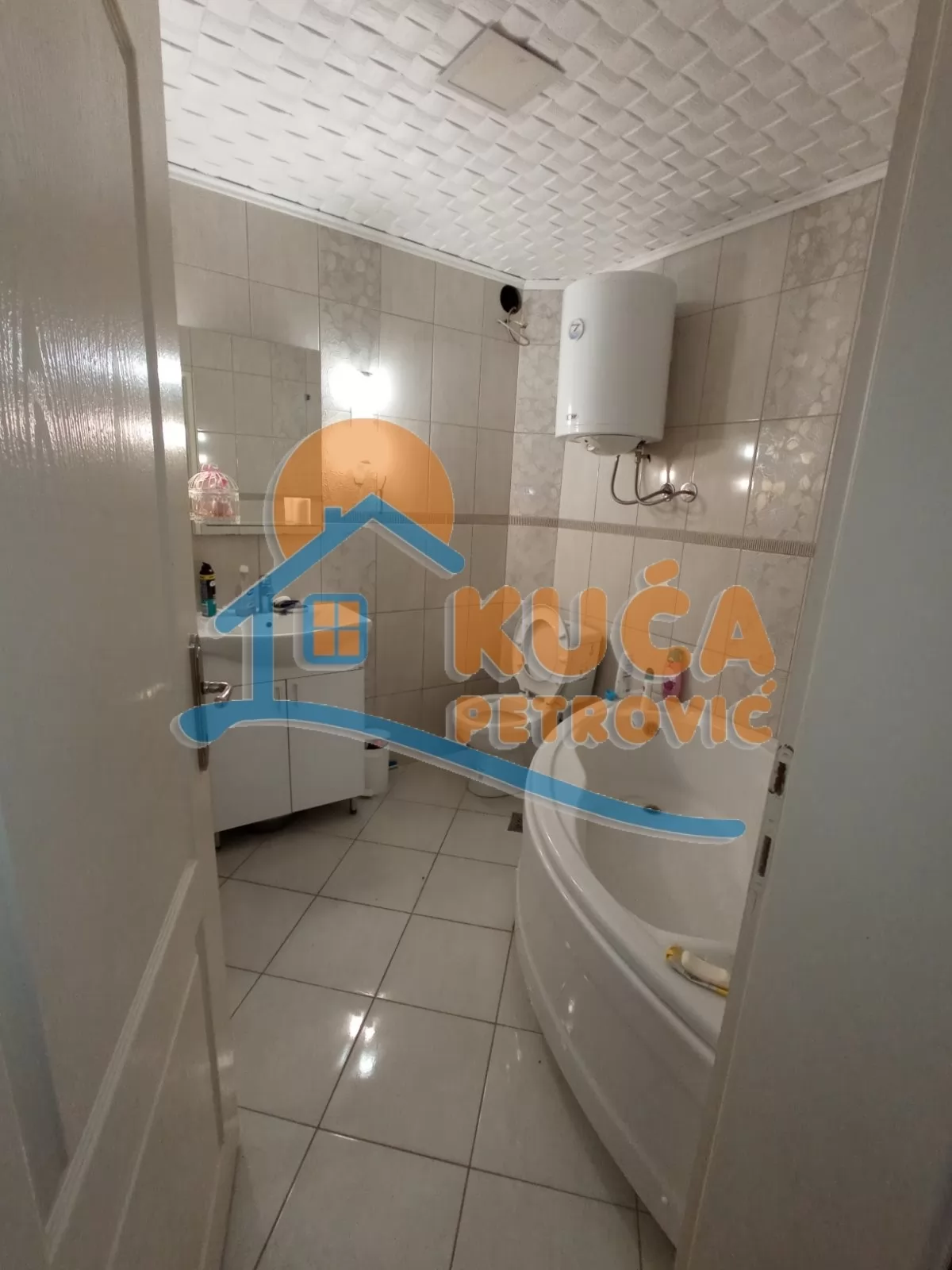 četvorosobna kuća, 200 m2, Tehnički fakulteti, Sarajevska ID: i-016057 23
