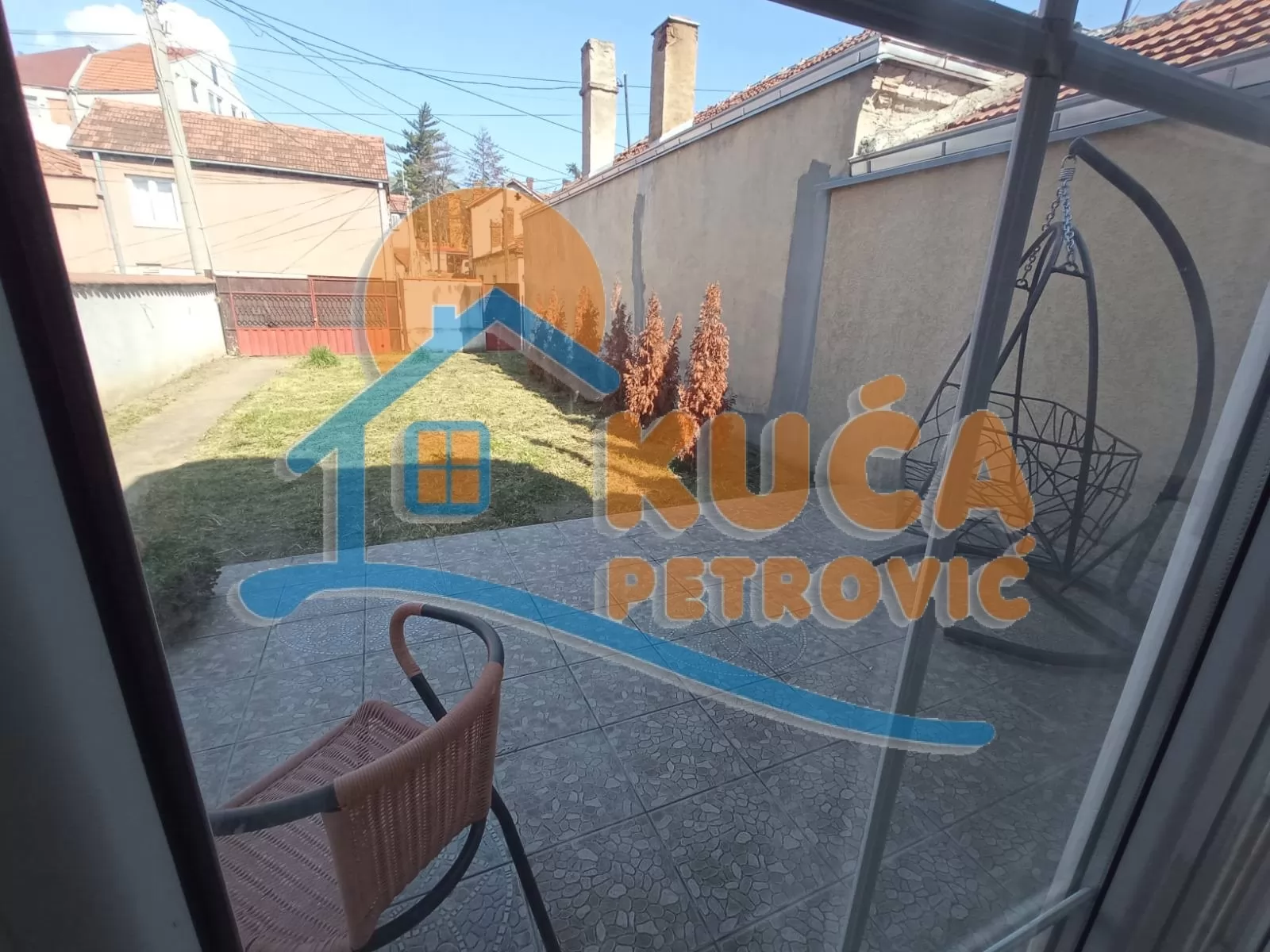 četvorosobna kuća, 200 m2, Tehnički fakulteti, Sarajevska ID: i-016057 24