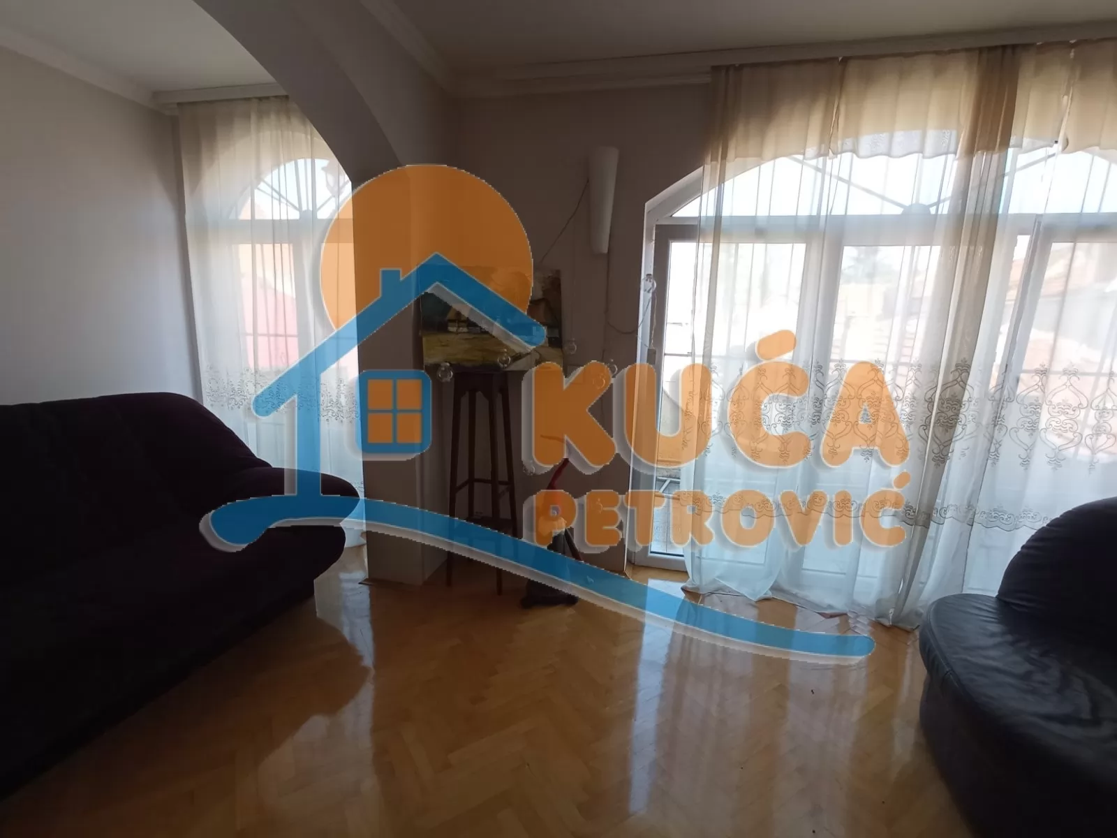 četvorosobna kuća, 200 m2, Tehnički fakulteti, Sarajevska ID: i-016057 3